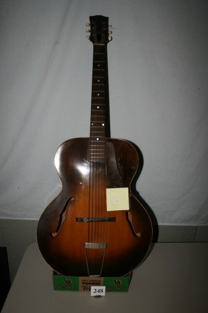 Gibson L48 Guitar: Gibson L48 Guitar - THIS LOT WAS LOT #248. IT WAS CHANGED DUE TO THE RESTORATION WE FOUND AFTER THE FACT. IF YOU ARE STILL INTERESTED IN BIDDING ON THIS PLEASE BID ON THIS LOT #248A. 1950's? original