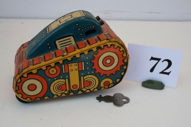 Marx Wind-up Rollover Tank: Marx Wind-up Rollover Tank – very good paint