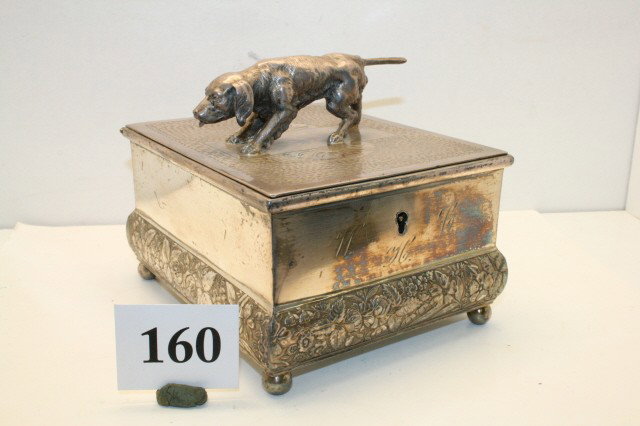 Hunting Dog Cigar Humidor: Silver Plated Hunting Dog Cigar Humidor with lock and original key