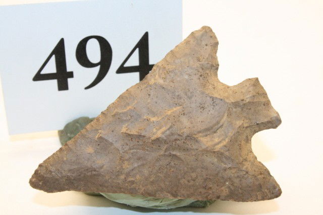Susquanna Broad Spear Point: 2 ½" Susquanna Broad Spear Point - Onandage Chert, Thin and nicely made, Penn.