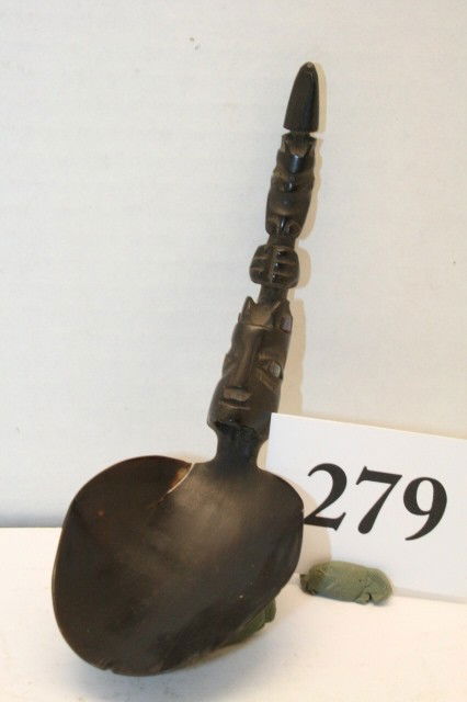 North West Coast Horn Spoon: Inuit Carved North West Coast Horn Spoon – Abalone Shell Inlaid eyes, Spirit Wolf Effigy – very nice!