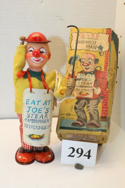 Eat at Joes Japanese Wind up Toy: Eat at Joes Japanese Wind up Toy w/original box – box has tear – hand & hat separated but present (EXC)
