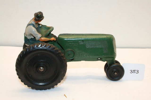 Oliver Auburn Rubber Tractor: Oliver Auburn Rubber Tractor 6 ½” (EXC)