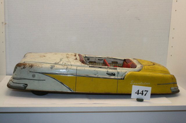 Marx Sportster Tin Car: Marx Sportster Tin Car – missing windshield