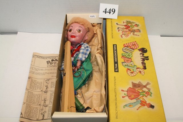 Pelham Hand Made Puppet: Pelham Hand Made Puppet – 12” long Excellent original with box & instructions