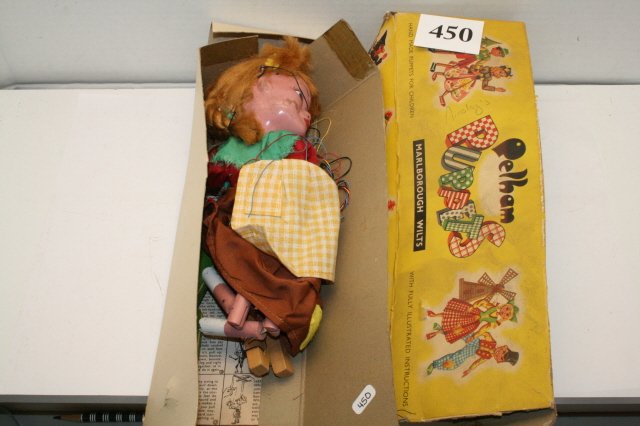 Pelham Hand Made Puppet: Pelham Hand Made Puppet with crushed box & instructions