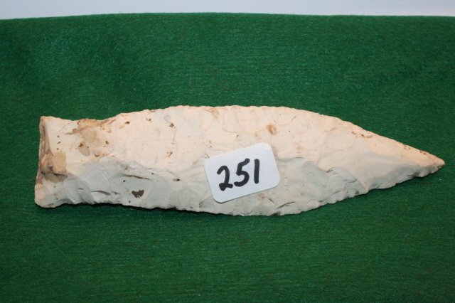 Burlington Chert Sedalia Point: 4 5/8” Burlington Chert Sedalia Point – Ross Co. Mo. – Motley- Arrowhead Museum C.O.A.’s
