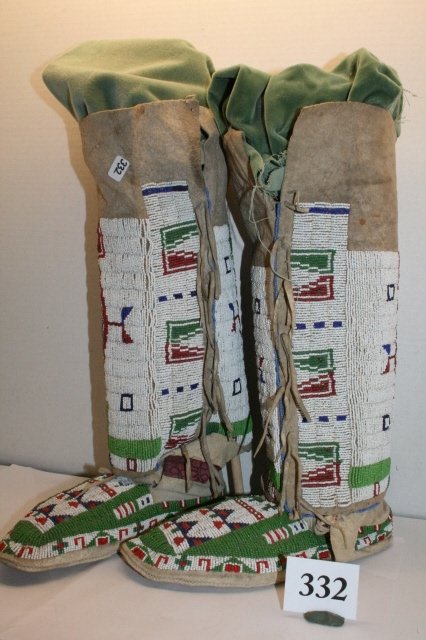 4 Pc. Sioux Beaded Leggings /Moccasins - 3