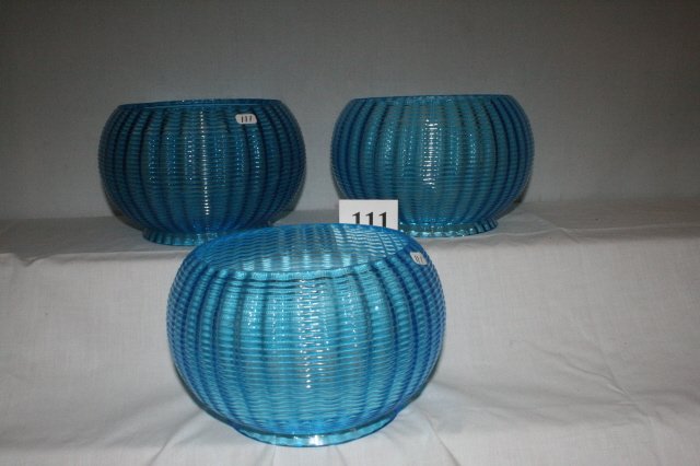 Baccarat Blue Ribbed Optic Gas Shades: Baccarat Blue Ribbed Optic Gas Shades – 5” fitters – one has crack
