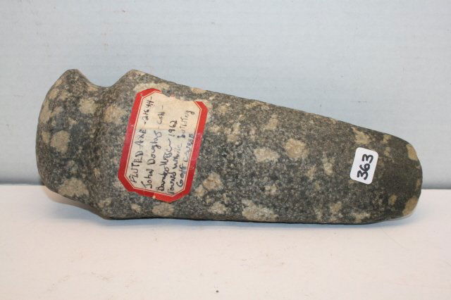 Fluted ¾ Groove Axe: 8 ½” Fluted ¾ Groove Axe – Wisconsin Granite, Porphyry