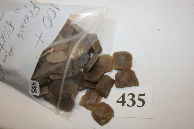 100 + Gun Flints: 100 + Gun Flints