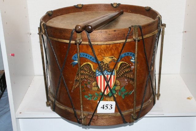 Wood Snare Drum with 2 Drum sticks: 14 ¼” Wood Snare Drum with 2 Drum sticks – E. Pluribus Unum Eagle/ 12 Star Flag and 4 Revolutionary Soldiers – good shape