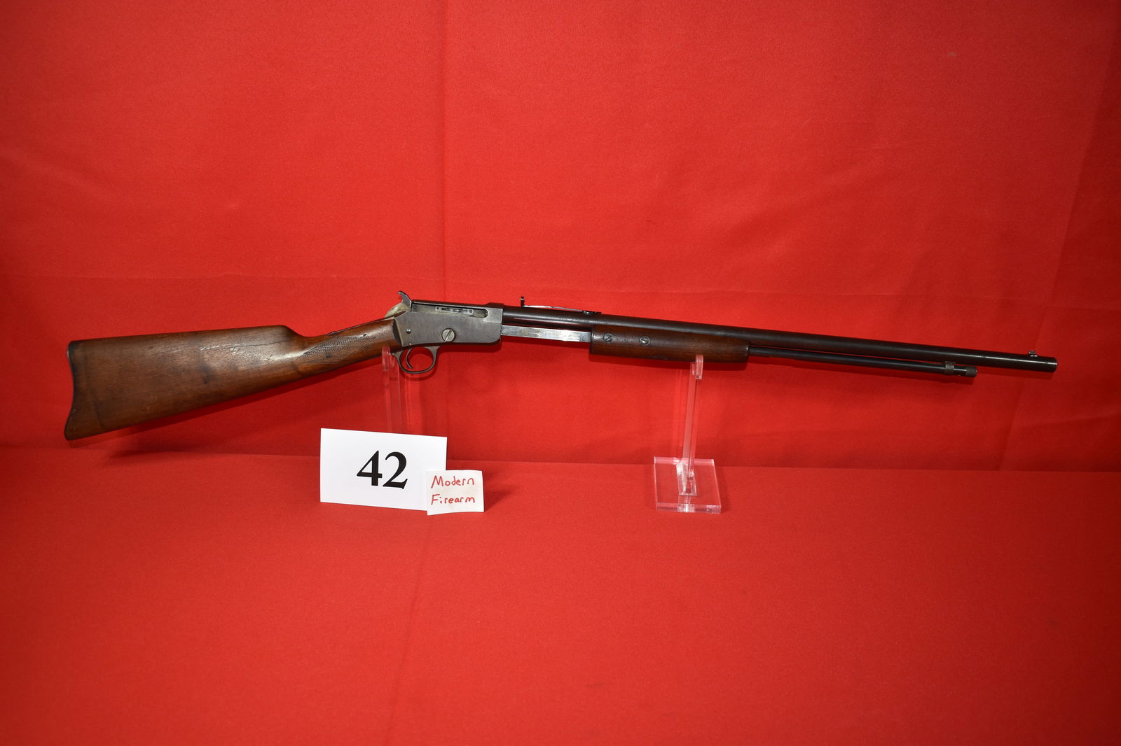 (X) Marlin Model 47 .22 cal. Slide Action Rifle: (X) Marlin Model 47 .22 cal. Slide Action Rifle, SN# 3215 mfg. 1930-1931, only offered to stock investors, missing internal parts, crack in stock, parts gun