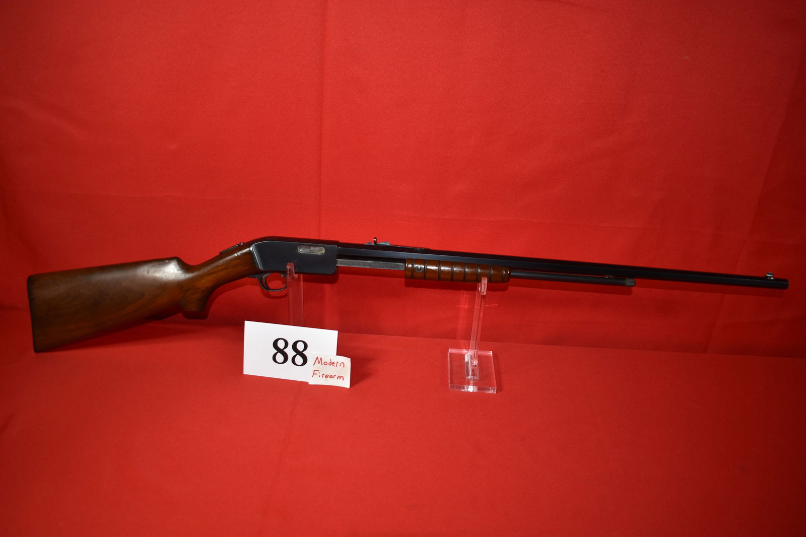 (X) Marlin Model 38 .22 Cal. Slide Action Rifle: (X) Marlin Model 38 .22 Cal. Slide Action Rifle, SN# 7424, 24’ oct. bbl., very good to excellent condition