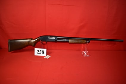 (X) Winchester Model 25 12 ga. Pump Action Shotgun