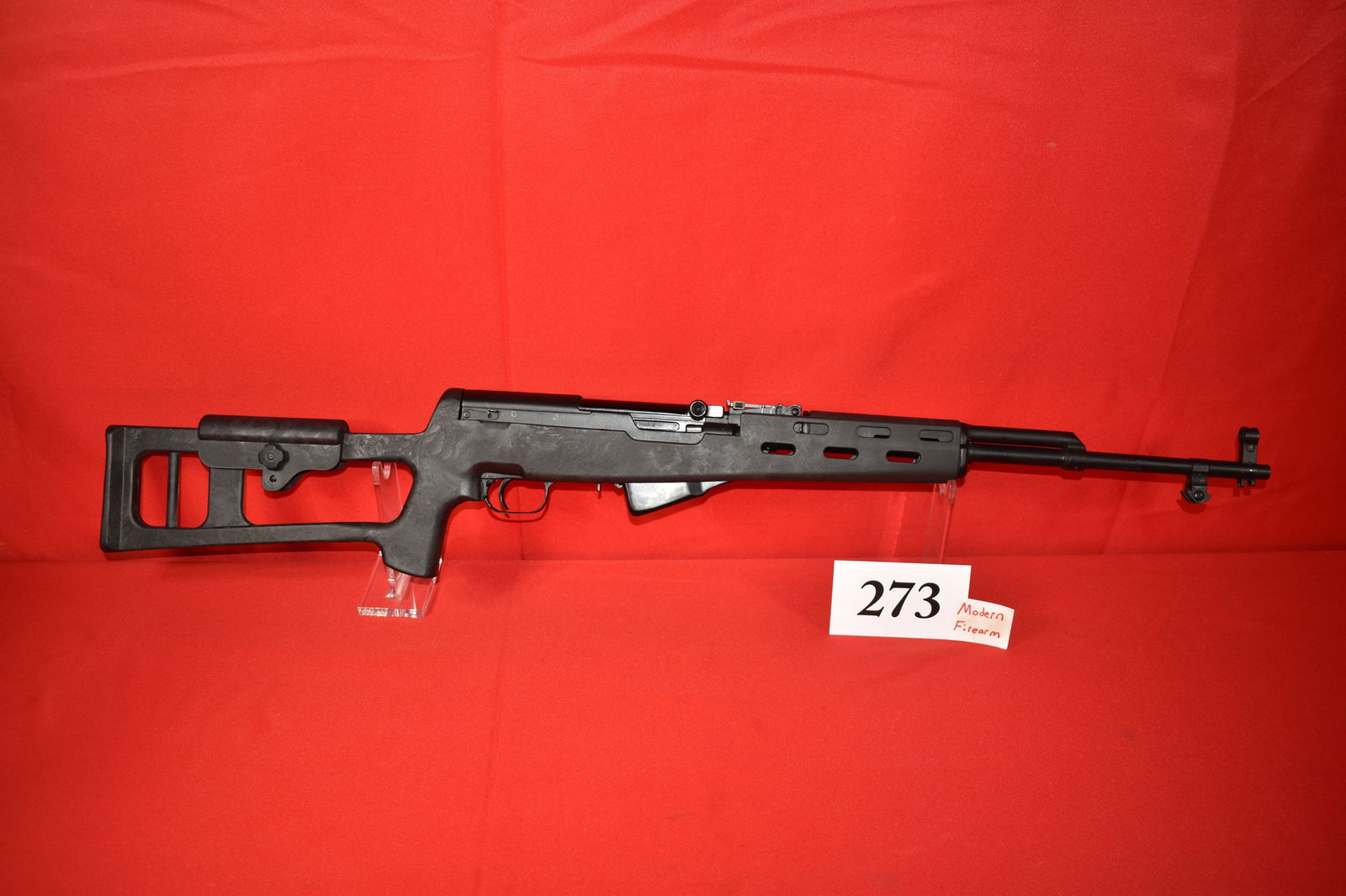 (X) Russian SKS 7.62 x 39mm Rifle: (X) Russian SKS 7.62 x 39mm Rifle, SN# 3P1900 mfg. 1950 by Tula, all matching except replacement plastic stock, bayonet removed