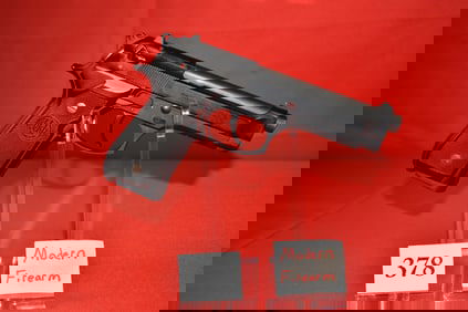 (X) Beretta Model 92FS 9mm Pistol