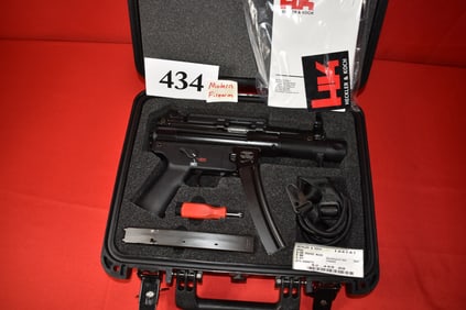 (X) H & K Model SP5K 9mm MPS Pistol