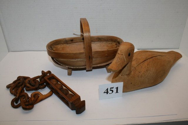 Box of wooden items: Duck decoy: Box of wooden items: Duck decoy,small mini Trug Sussex basket, carved tramp art chain and balls