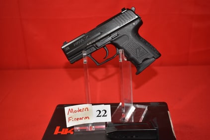 (X) H & K Model P2000 SK 9mm Pistol