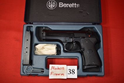 (X) Beretta Model 92F Compact 9mm Pistol