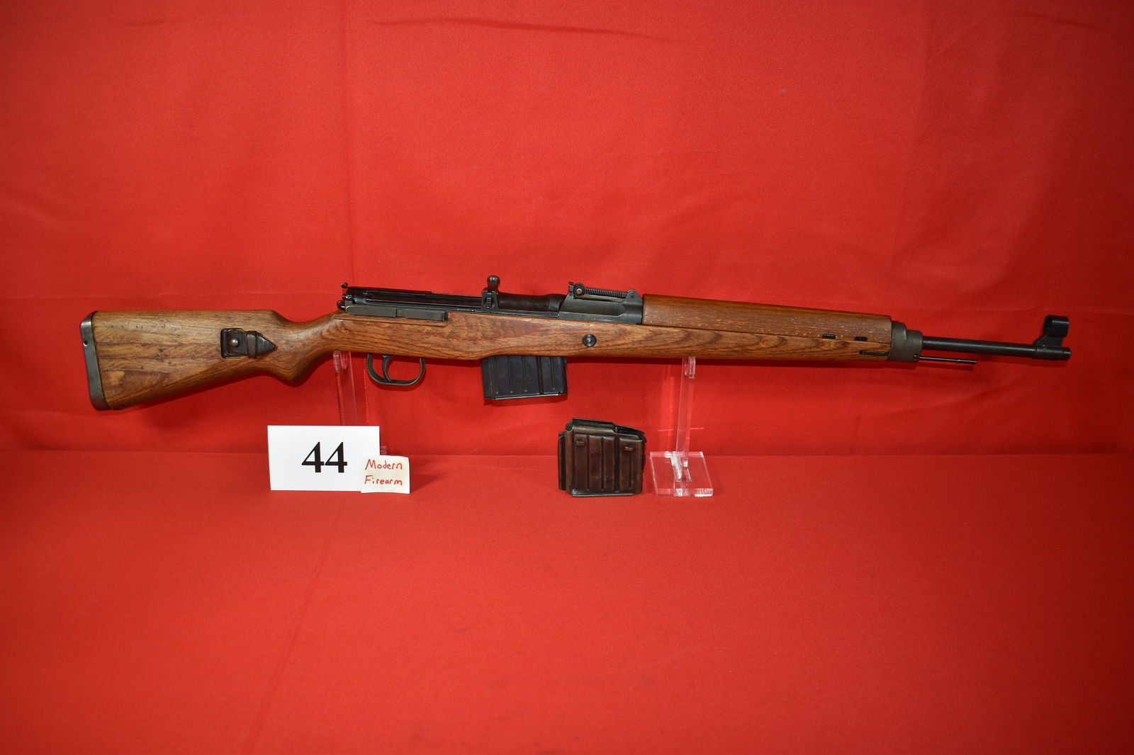(X) Walther G43 8mm Rifle: (X) Walther G43 8mm Rifle, SN# 4650, ac 44, mfg. 1944 German Nazi WWII, Non-import, GI Bring Back, all matching, one complete mag and another Mag body, 97% excellent condition