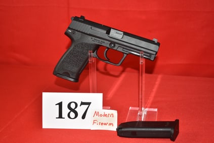 (X) H & K HK USP 9mm Pistol