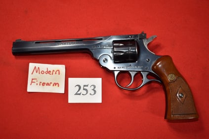 (X) H & R Model 999 .22 LR Revolver