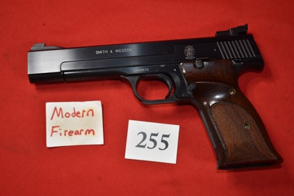 (X) Smith & Wesson Model 41 .22 LR Pistol