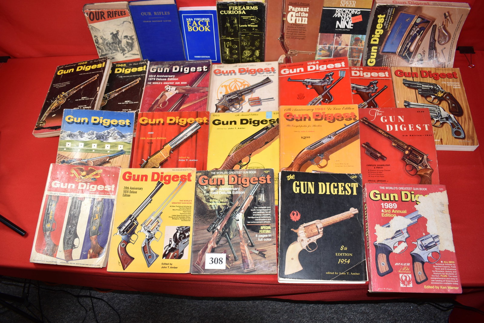 Book Lot: Gun Digest 1950-1980: Book Lot: Gun Digest 1950-1980