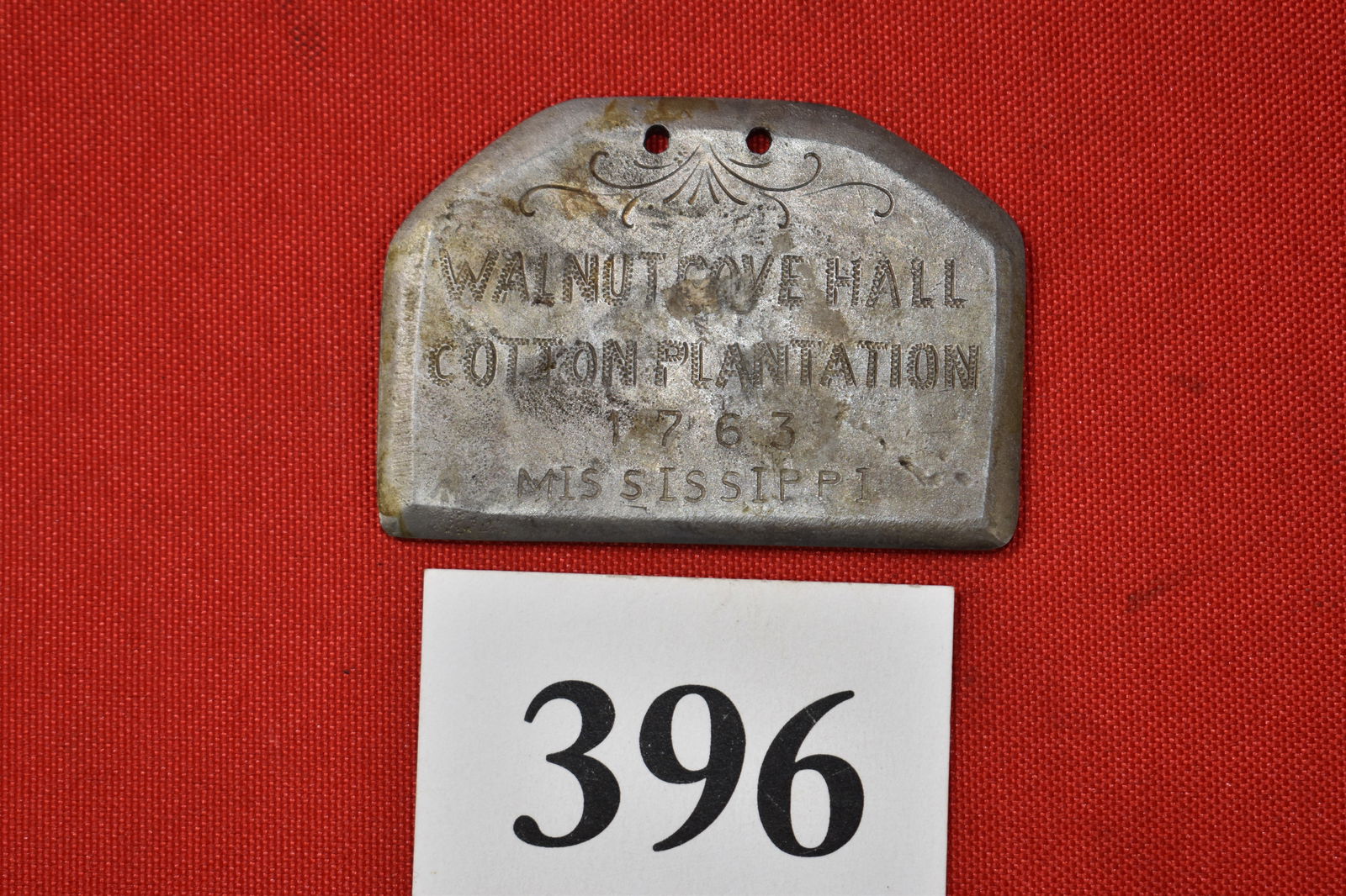1763 “Walnut Cove Hall Cotton Plantation” Slave tag: 1763 “Walnut Cove Hall Cotton Plantation” Slave tag from Mississippi #172