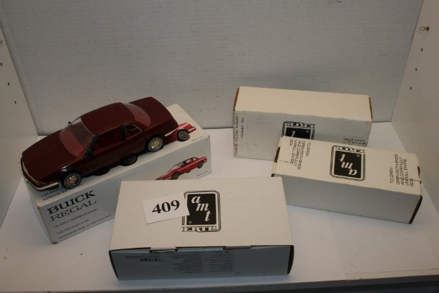 Four AMT /Ertl car models: Four AMT /Ertl car models, Buick Regal, 91 Dodge Stealth R/T, 40th Anniversary 93 Corvette ZR-1, 92 Dodge Viper.