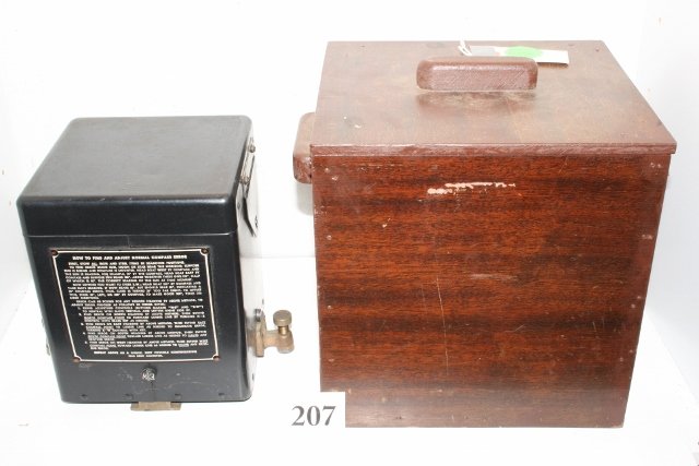 Life Boat Compass: Life Boat Compass Model LMC – 101- in box, John E. Hand & Sons – Phila Pa.