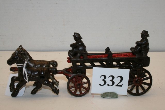 Hubley 2 Horse Ladder Wagon: Hubley 2 Horse Ladder Wagon – 1 ladder, 60% paint