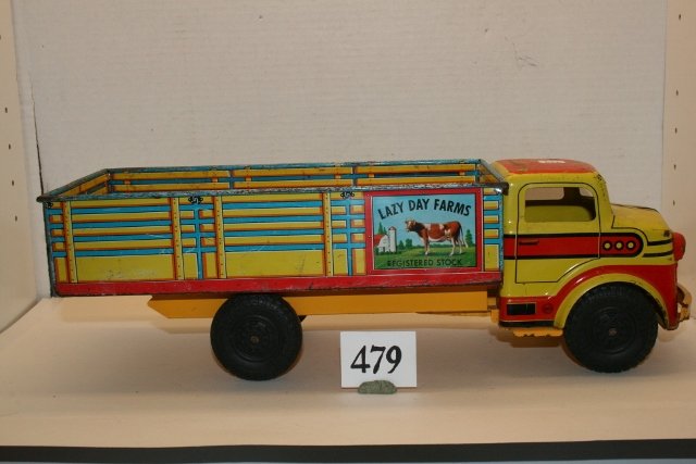 17” Marx Toys Lazy Days Farms Truck: 17” Marx Toys Lazy Days Farms Truck – rusty