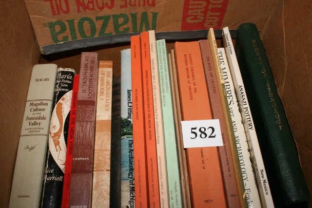 Books – 20 assorted books: Books – 20 assorted books on Indian Related Subject matter including Paper Back Site Reports, Navajo Silver Smiths, Anasazi Pottery and others