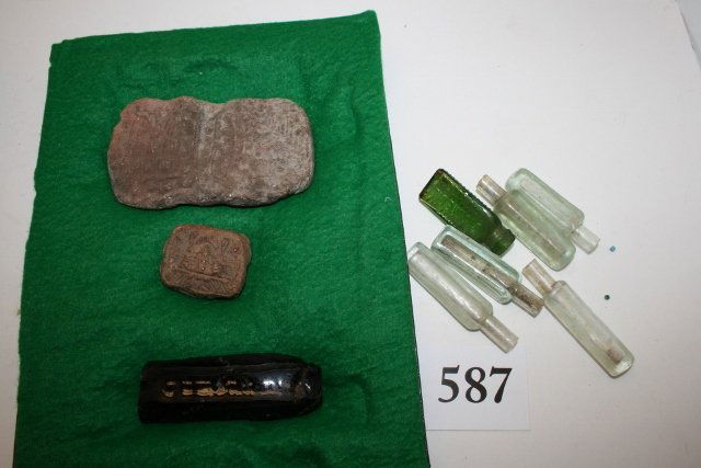 Obsidian Core, 2 Aztec? Tablets: Lot consisting of Obsidian Core, 2 Aztec? Tablets, 6 Small Early Glass Vials found at Gettysburg, used some times for medicine to give to wounded soldiers