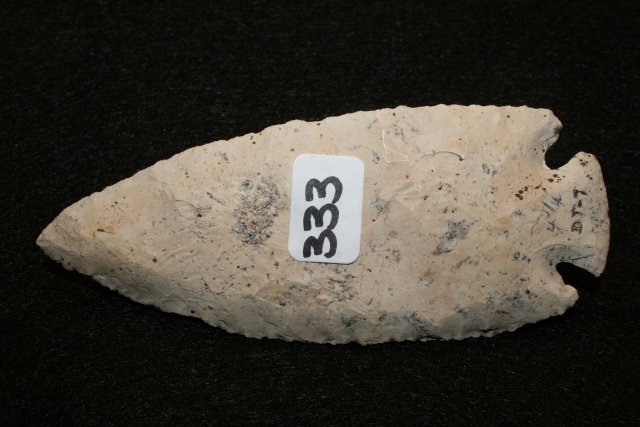 4 1/8” Chert Dovetail Point: 4 1/8” Chert Dovetail Point – Ind. from the Kurt Rausch Coll.