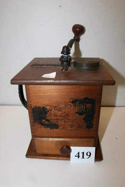 Wood Coffee Grinder: Wood Coffee Grinder – Dovetailed case with tin insert drawer