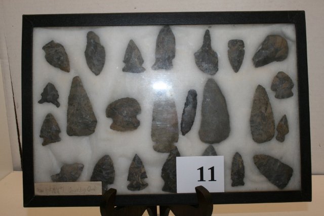 24 Misc. Artifacts of Onondaga Chert: Group of 24 Misc. Artifacts of Onondaga Chert – largest 2 15/16” Engelder’s Inventory Reads “24 Onondaga Flint, Widley Used by Prehistoric Folk – of New York, Value $5.00