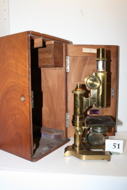 Brass Microscope with walnut case: 12” Tall Brass Microscope with walnut case – missing eye piece, E. Leitz Wetzlar No. #31488