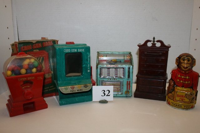 Cho Gum Bank in Box: Cho Gum Bank in Box, Candy Box with candy, Monkey Bank, parts missing, Juke Box Bank, Plastic High Boy
