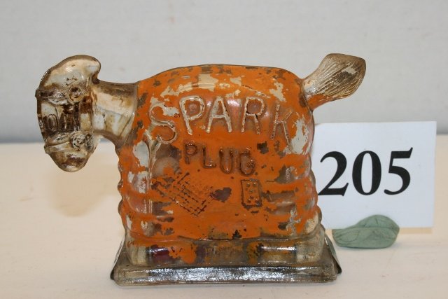 Spark Plug: Spark Plug – original closure, 70% paint, chip on base