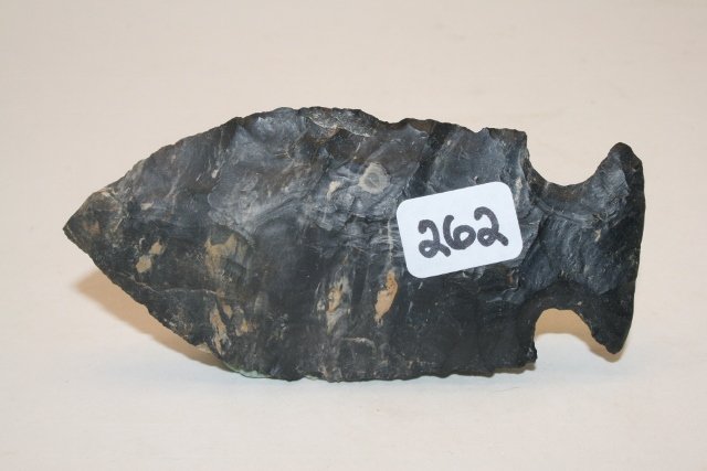 Coshocton Flint Fish Spear Point: 3 11/16” Coshocton Flint Fish Spear Point – Ohio – Bennett C.O.A.