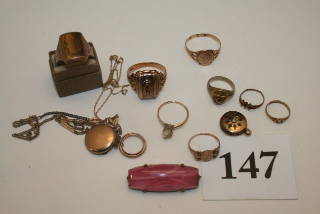 Bag of 6 Old Rings: Bag of 6 Old Rings – 2 Baby -1 Cameo – (1) 1948 Class Ring 1.29 oz.