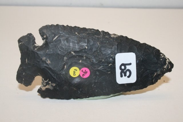 Thebes Point, Coshocton Flint: 3 15/16” Thebes Point, Coshocton Flint, Amanda, Fairfiled Co. Ohio – Ex. Bernard Cluff, Rogers – Bennett C.O.A.