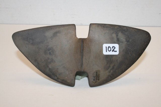 Double Notch Wing Bannerstone: 6 ½” Double Notch Wing Bannerstone, Green Banded Slate – Ex. Judge Claude Stone, Townsend Coll., Jackson C.O.A. Townsend #1535, Nice