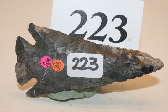 Coshocton Flint Notched Base Dovetail: 3 1/8” Coshocton Flint Notched Base Dovetail – Stark Co. Ohio – Rogers, Jackson, Partian C.O.A.’s