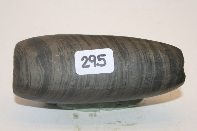 Banded Slate Tube Bannerstone: 3 ½” Banded Slate Tube Bannerstone, Downingtown, Pa. Ex. Titterington – Moorehead Coll.’s – Bennett C.O.A.