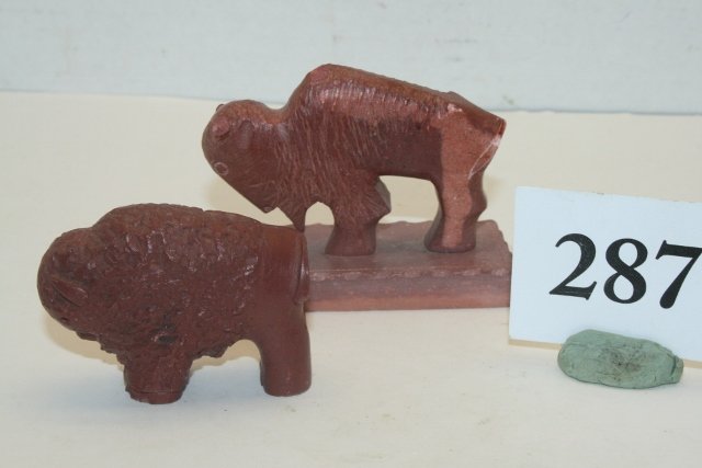 2 Catlinite Buffalo Effigy Carvings (1 of 2)